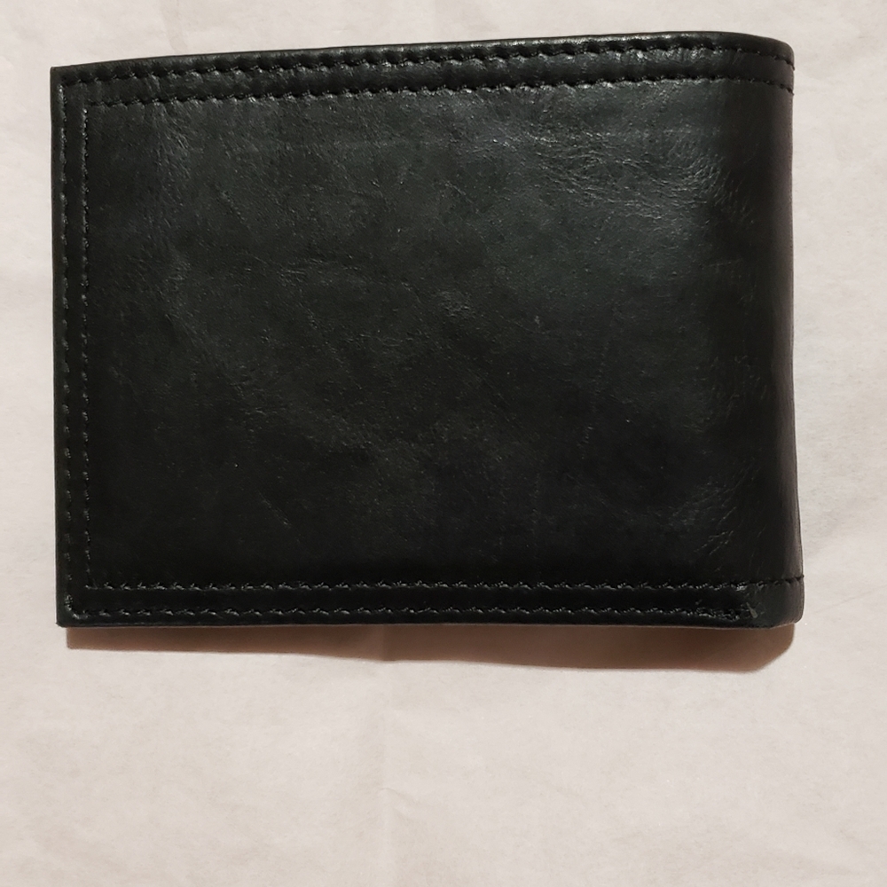 DOCKERS WALLET - Picture 2 of 8